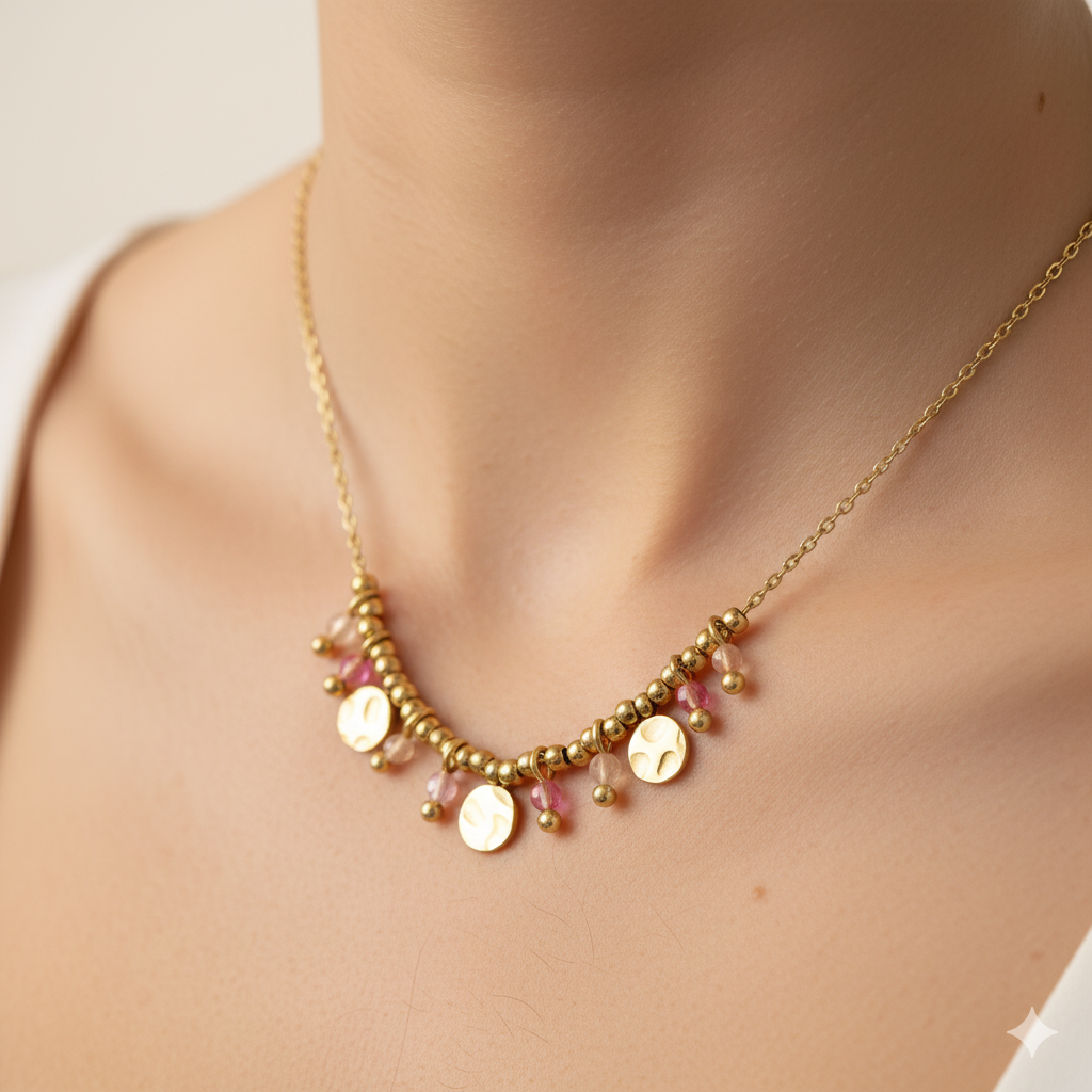 COLLAR DE PÉTALOS DE ROSA - ORO